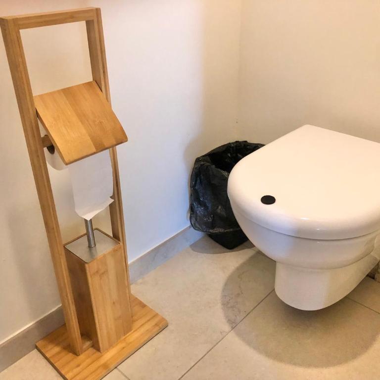 The HoPe, appartement au sein d'une maison avec piscine - Suite Supérieure - 18