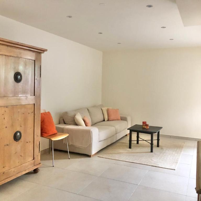 The HoPe, appartement au sein d'une maison avec piscine - Suite Supérieure - 5
