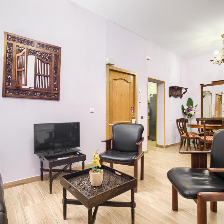 Tirso de Molina I - 3 dormitorios, 2 baños - Three-Bedroom Apartment - 8