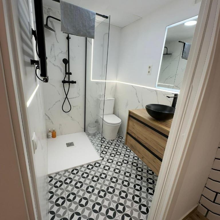 Apartamentos Plaza Castilla - One-Bedroom Apartment - 10