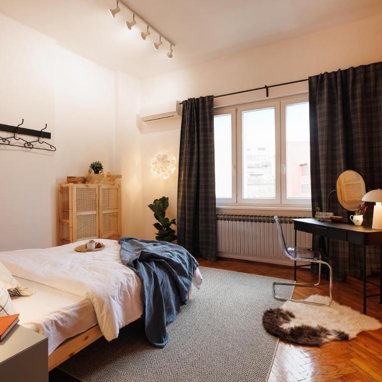 Melody View with Balcony 2min to National Assembly - Three-Bedroom Apartment with Balcony - 32
