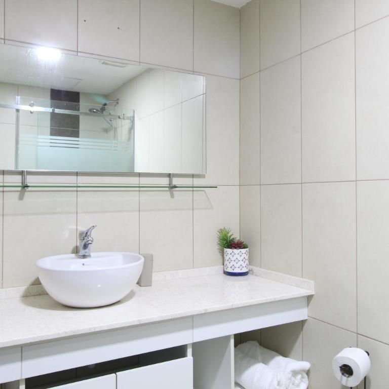 Amplio Departamento con Vista a la ciudad - Family Two-Bedroom Apartment with View - 10