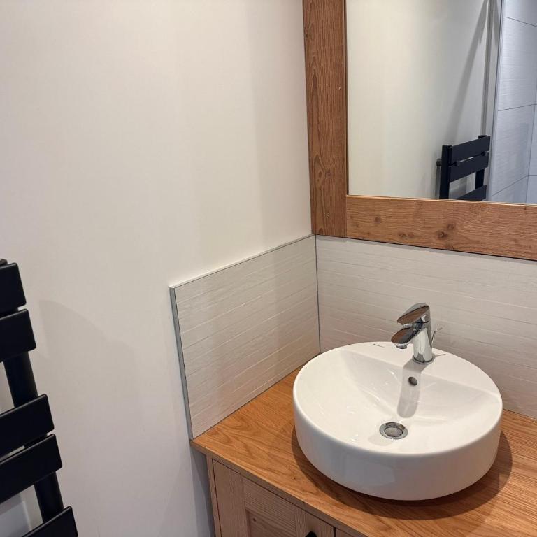 Appartement rénové, parking privé, 6 personnes, Pralognan-la-Vanoise - FR-1-464-236 - Appartement - 8