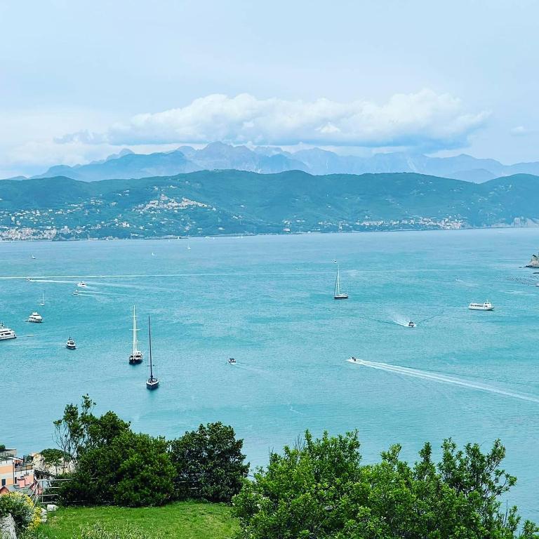 Albergo Genio - Camera Matrimoniale con Vista Mare - 13
