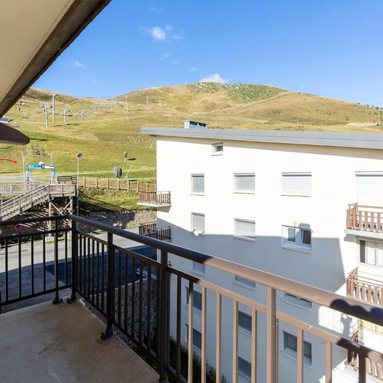 Grand Appart 13 pers. au pied des pistes à Saint-Lary-Soulan - FR-1-296-511 - Apartment - 6