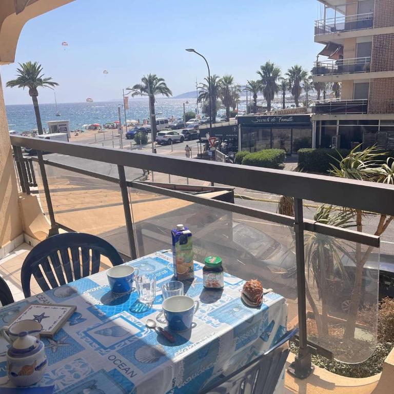 Appartement 2 pièces à Fréjus, proche plage - FR-1-226A-199 - Apartment - 1