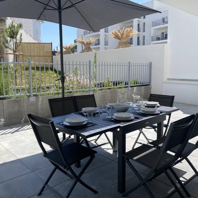 Royan T3 Moderne - Bord De Mer - 6 Pers, Parking, Terrasse - FR-1-738-35 - Apartment - 2