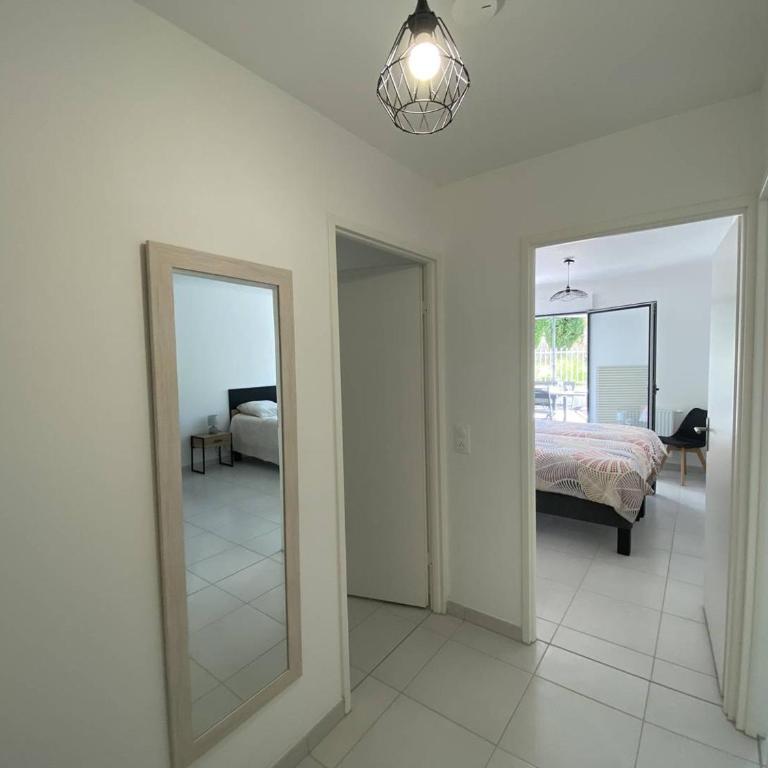 Royan T3 Moderne - Bord De Mer - 6 Pers, Parking, Terrasse - FR-1-738-35 - Apartment - 16