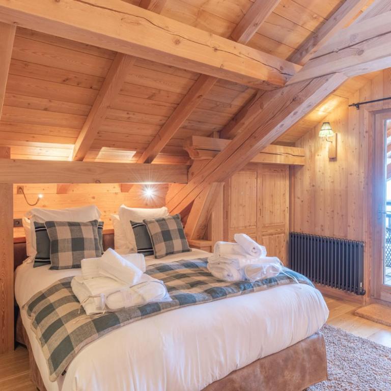 Chalet skis aux pieds avec spa, animaux admis, parking - Chalet 3 Chambres - 10