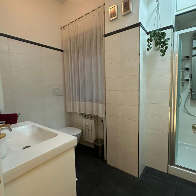 A casa di Lù - Appartamento con 2 Camere da Letto e Balcone - 15