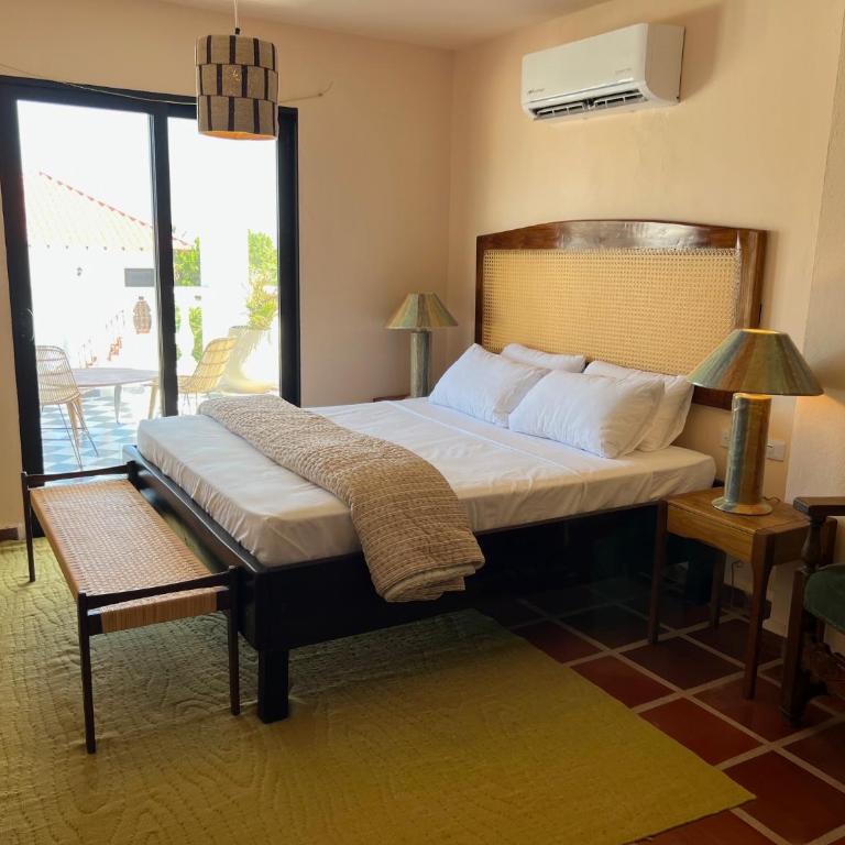 Hotel Villa Toti - Habitación Doble Deluxe con vistas al mar - 5