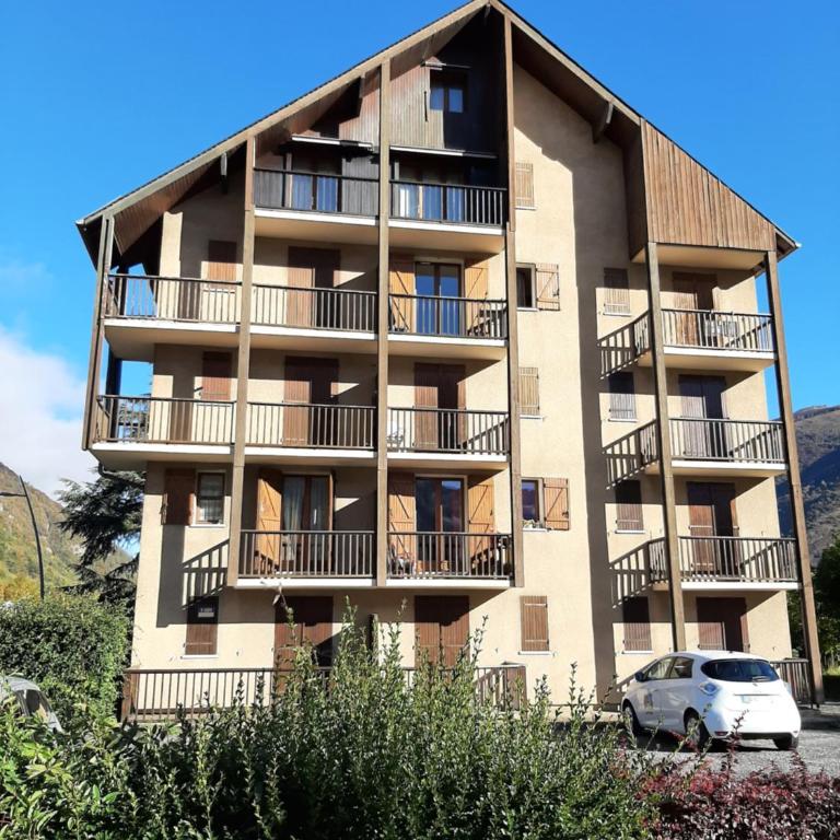 Appartement vert tendre face à la montagne - Appartement 1 Chambre - 11