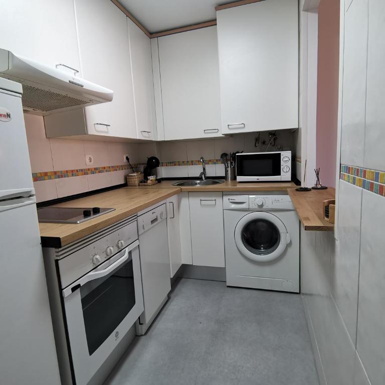 Apartamento con garaje y piscina - Apartment mit 1 Schlafzimmer und Poolblick - 9