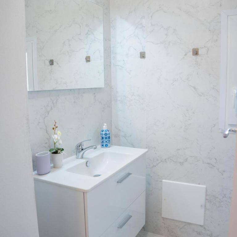 L'ANGOLO di GALILEO - Single Room with Balcony - 10