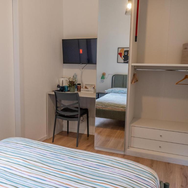 L'ANGOLO di GALILEO - Single Room with Balcony - 12
