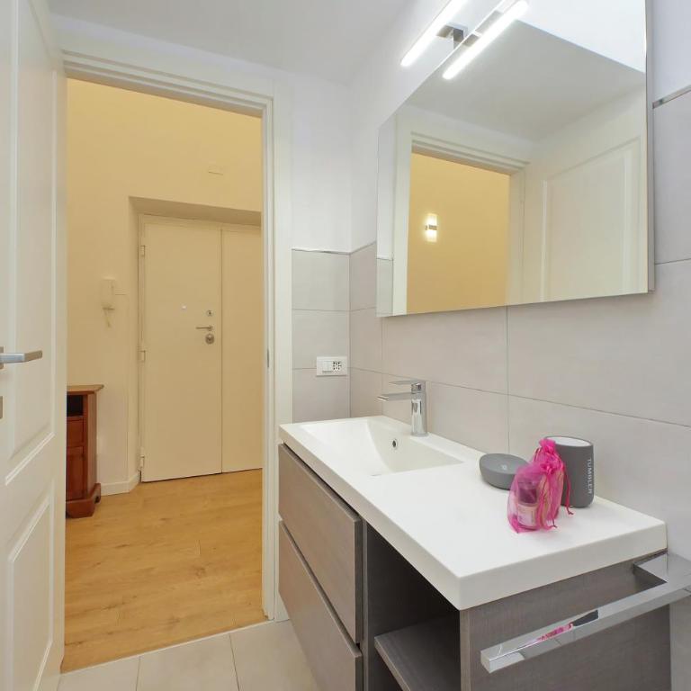 Binario 30 - Appartamento con 2 Camere da Letto - 52