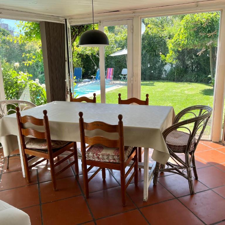 Casa en playa grande - Four-Bedroom House - 4