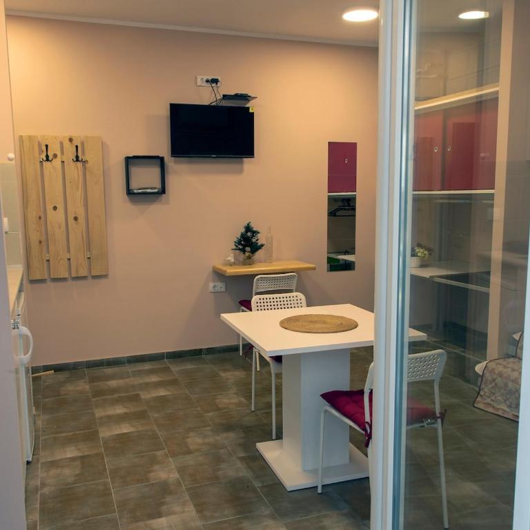 Studio Anrora 3 - One-Bedroom Apartment - 3