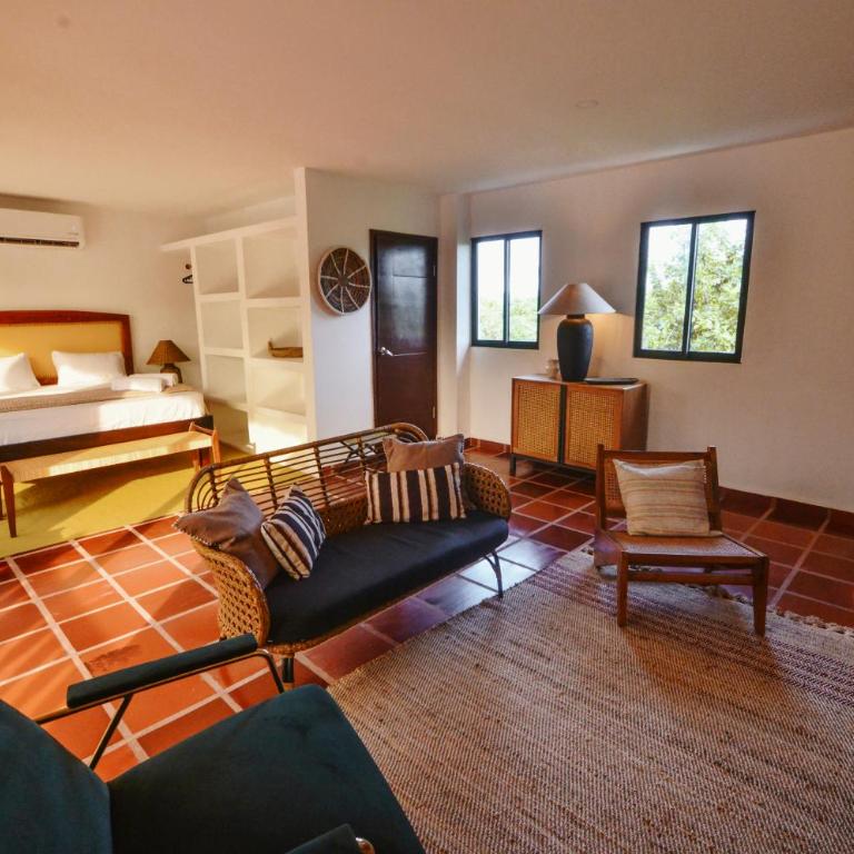 Hotel Villa Toti - Habitación Doble Deluxe con balcón - 7