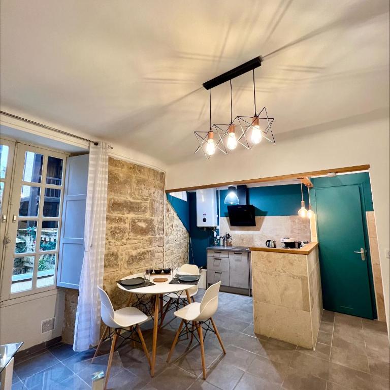 Chaleureux Studio Centre Ville - One-Bedroom Apartment - 4