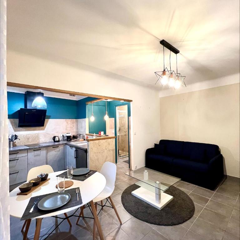Chaleureux Studio Centre Ville - One-Bedroom Apartment - 5