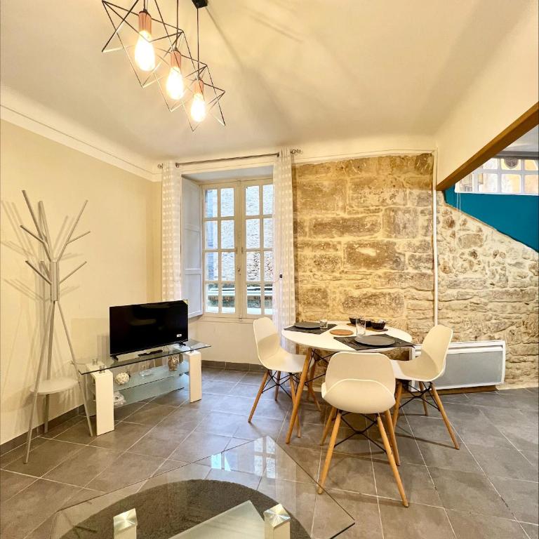 Chaleureux Studio Centre Ville - One-Bedroom Apartment - 9