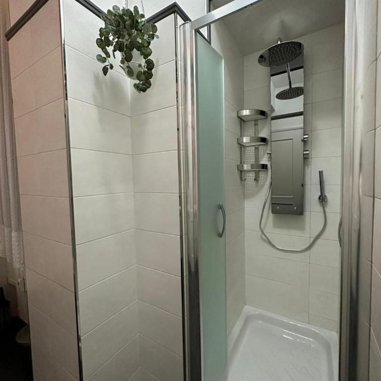 A casa di Lù - Appartamento con 2 Camere da Letto e Balcone - 20