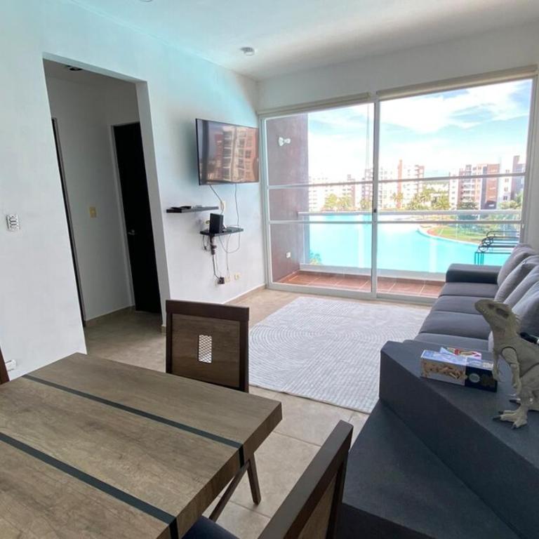 blue lagoon near the airport - Two-Bedroom Apartment - 6