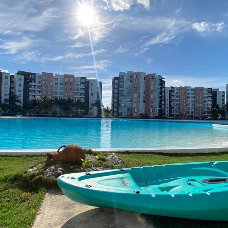 blue lagoon near the airport - Two-Bedroom Apartment - 8