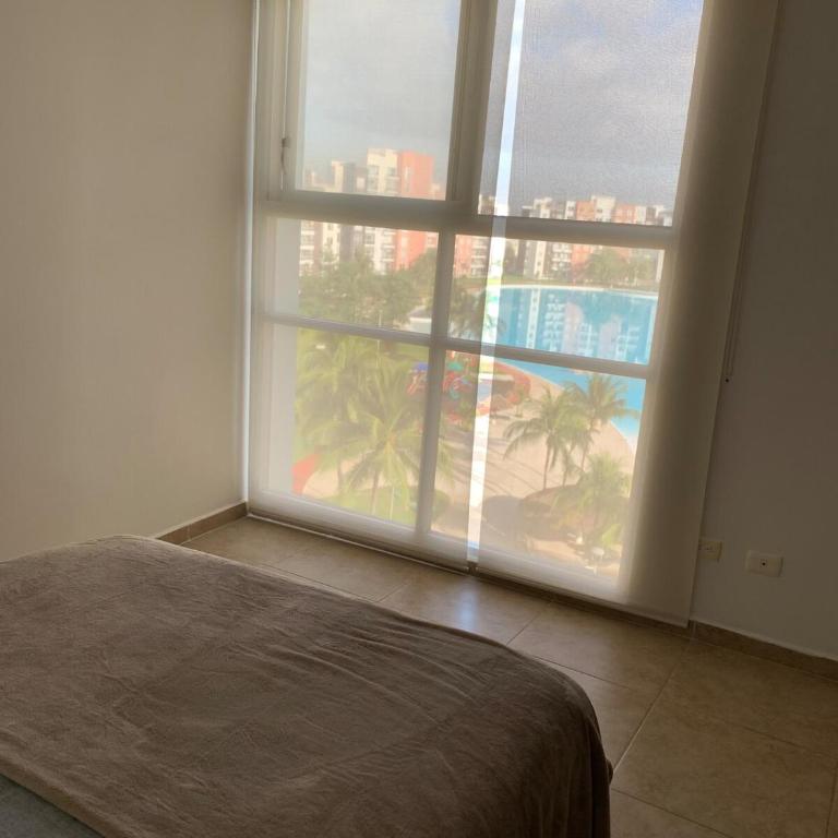 blue lagoon near the airport - Two-Bedroom Apartment - 25