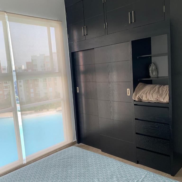 blue lagoon near the airport - Two-Bedroom Apartment - 27