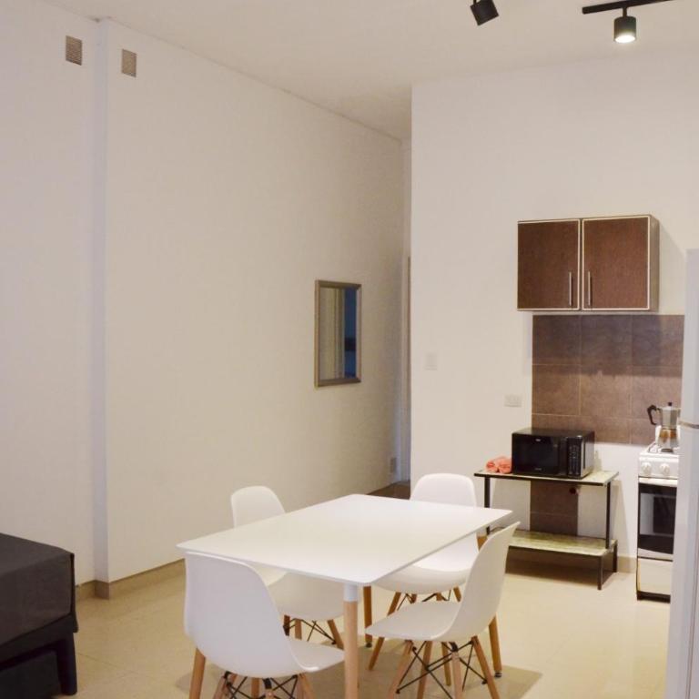 Amplio departamento de un dormitorio a 15 min del centro de la ciudad - Apartamento de 1 dormitorio - 13