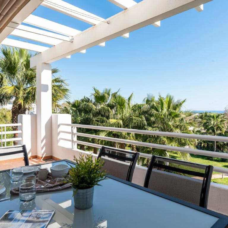 Luxury Apartment with Free Alcazaba Lagoon Access - Apartamento de 2 dormitorios - 2