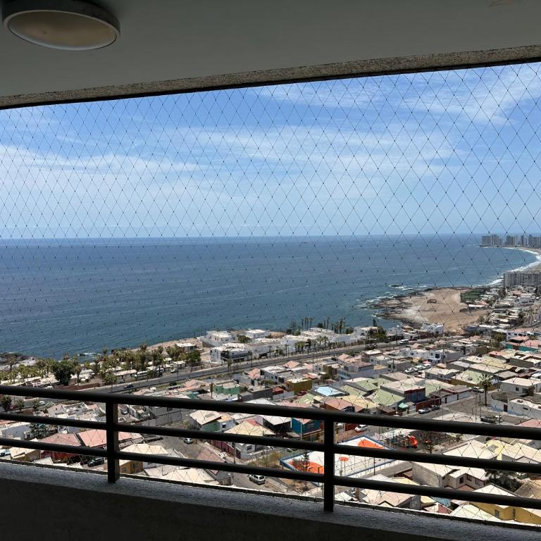Departamento Familiar con Balcones y Vista al Mar - Apartamento con vistas al mar - 8