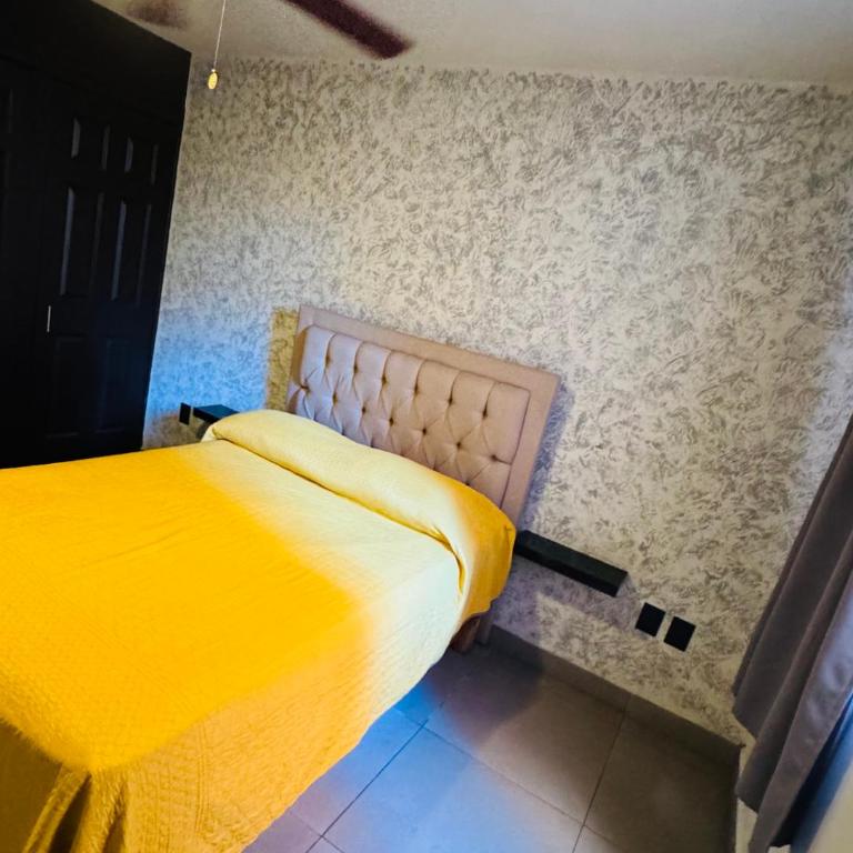 Zona dorada: amplio departamento para 12 - Three-Bedroom Apartment - 15