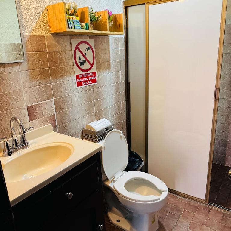 Zona dorada: amplio departamento para 12 - Three-Bedroom Apartment - 27