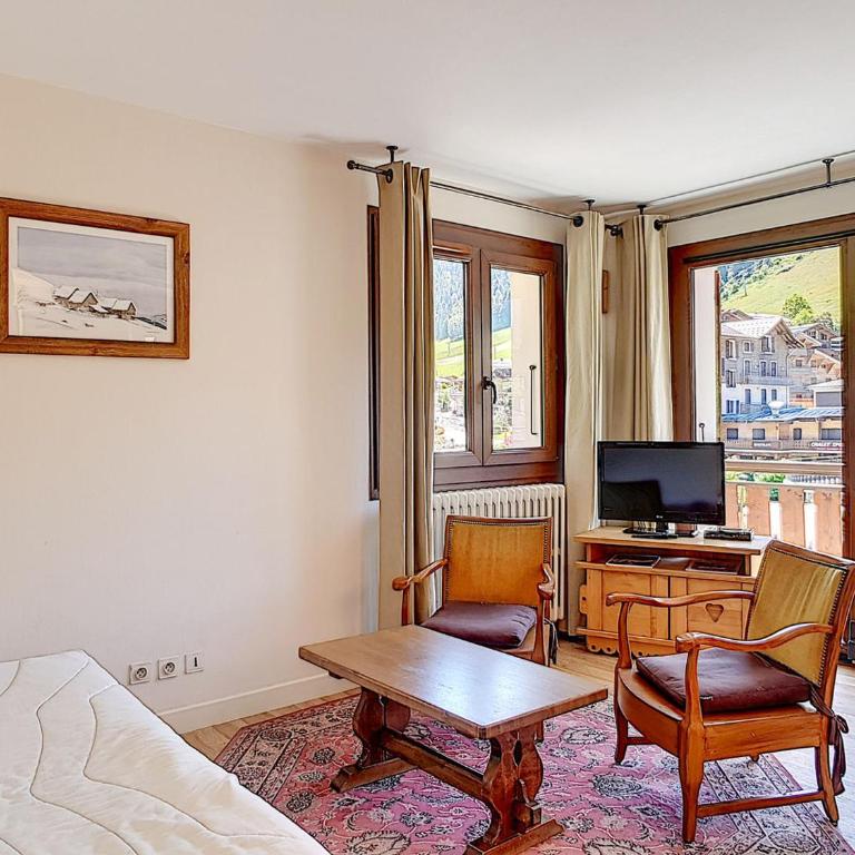 Appartement spacieux à La Clusaz, animaux acceptés, parking inclus - FR-1-818-12 - Apartment - 4