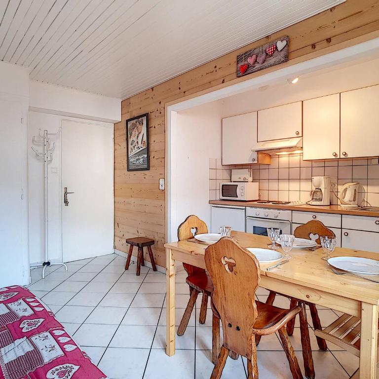 La Clusaz - Appartement 4 pers, Animaux admis, Balcon - FR-1-818-91 - Apartment - 2