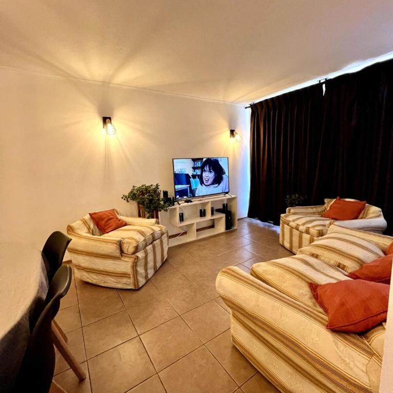 Depto a min playa La Herradura - Three-Bedroom Apartment - 5