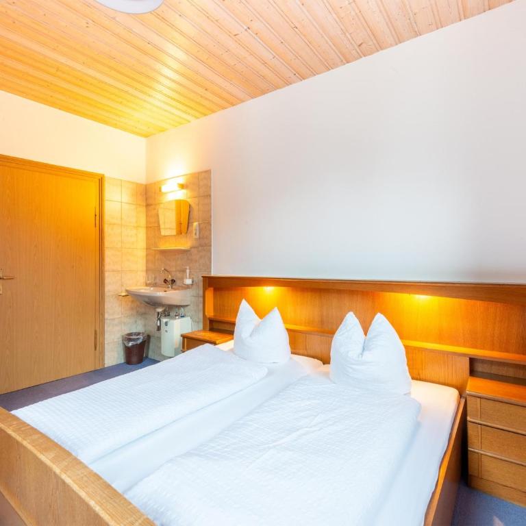 House in Fügen near Zillertal Ski Slopes - Ferienhaus mit 4 Zimmern - 17