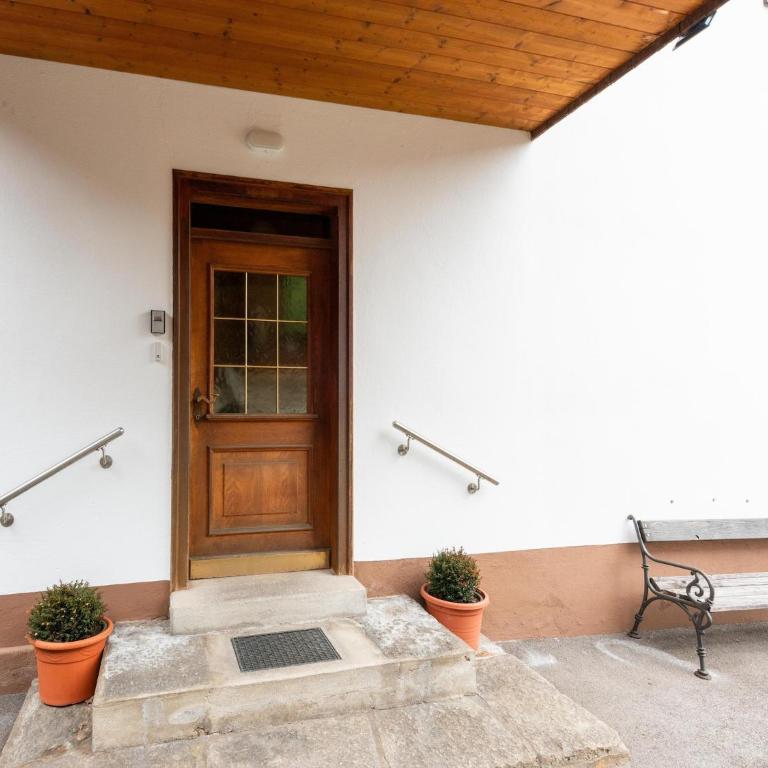 House in Fügen near Zillertal Ski Slopes - Ferienhaus mit 4 Zimmern - 4