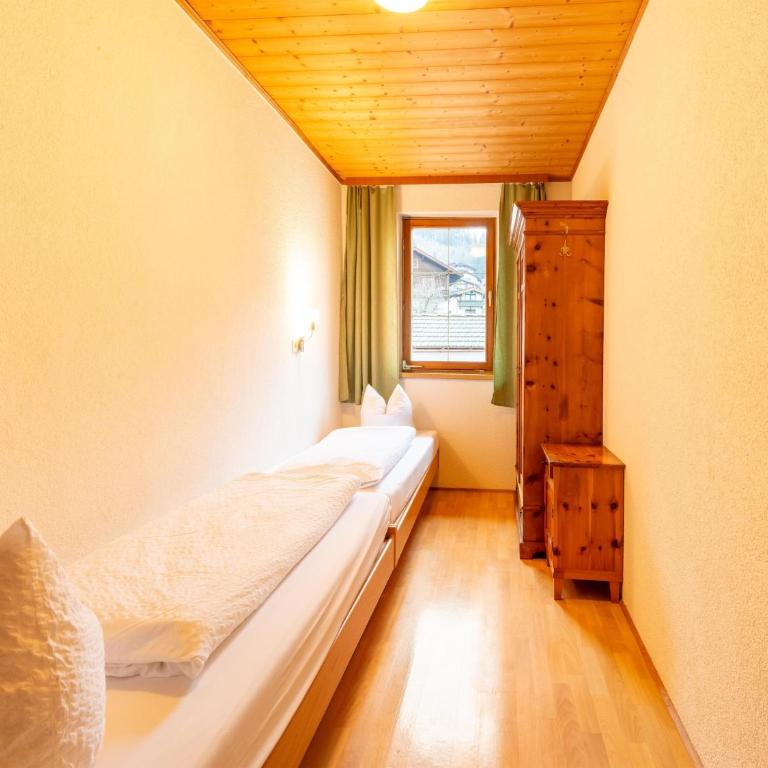 House in Fügen near Zillertal Ski Slopes - Ferienhaus mit 4 Zimmern - 24