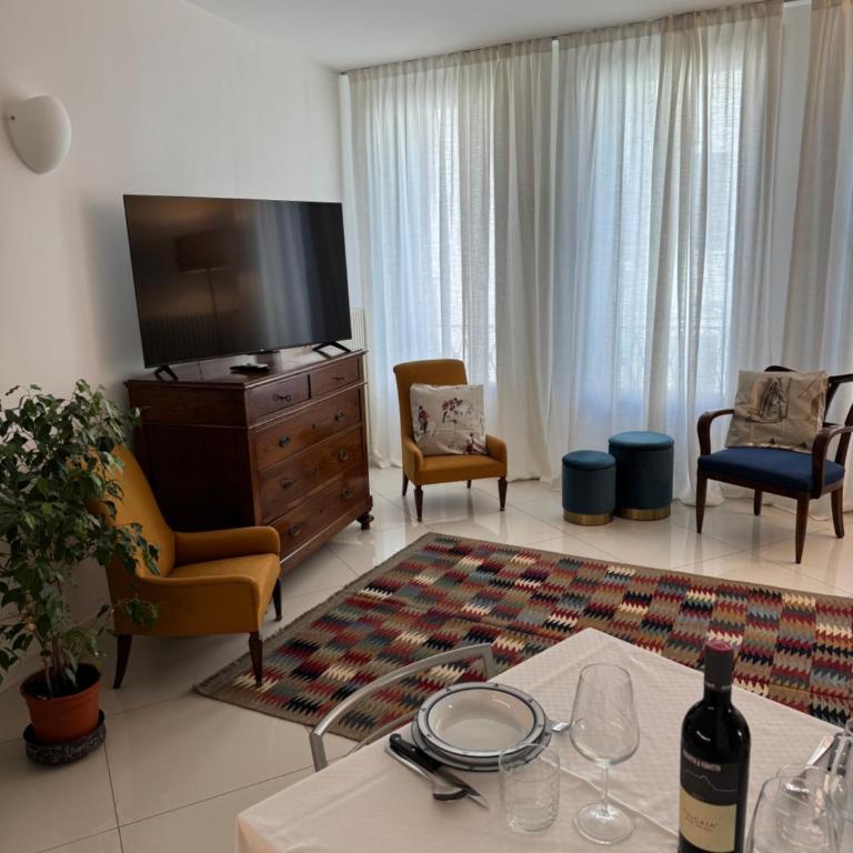 Barena - One-Bedroom Apartment - 2