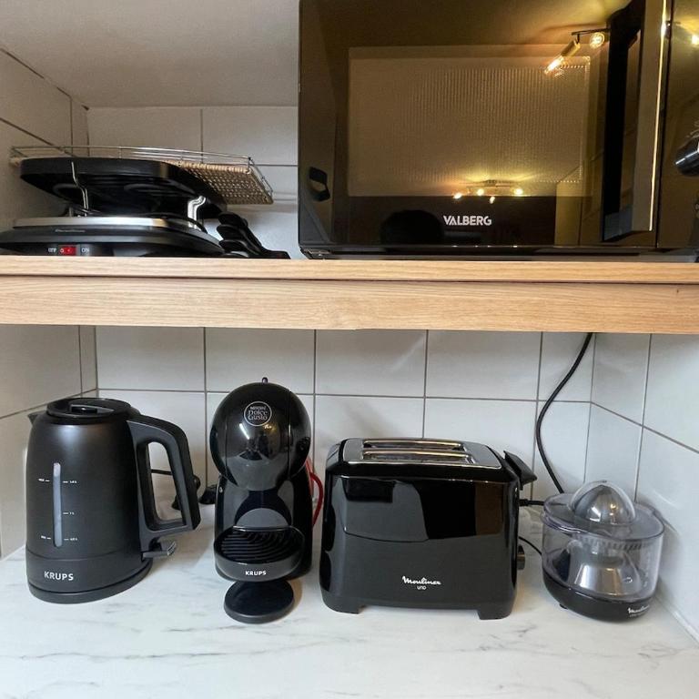 Au Faubourg -Old City - Lake & Canal 1 min - Apartamento Estudio - 7