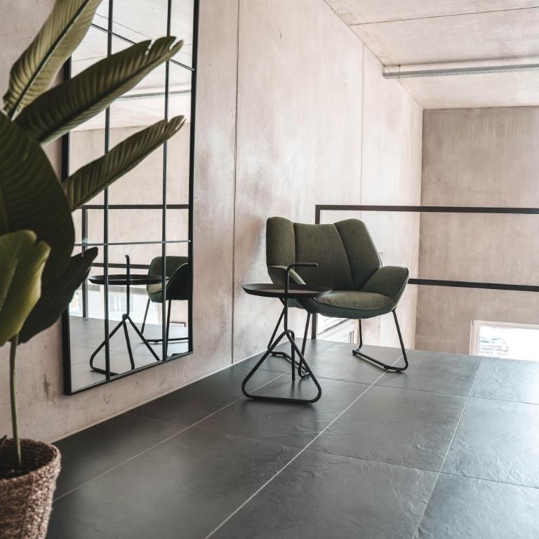Sunset Club - LOFT - 155 m2 Sichtbeton - Zentral - Apartment mit 3 Schlafzimmern - 45