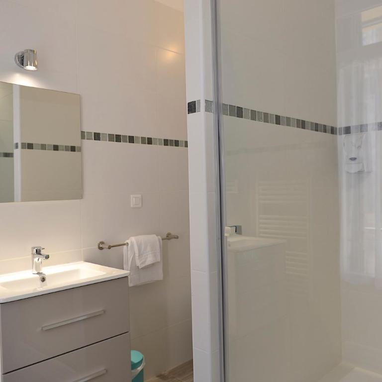 Hôtel Colisée-Verdun Centre Gare Saint-Roch - Chambre Double Supérieure - 6
