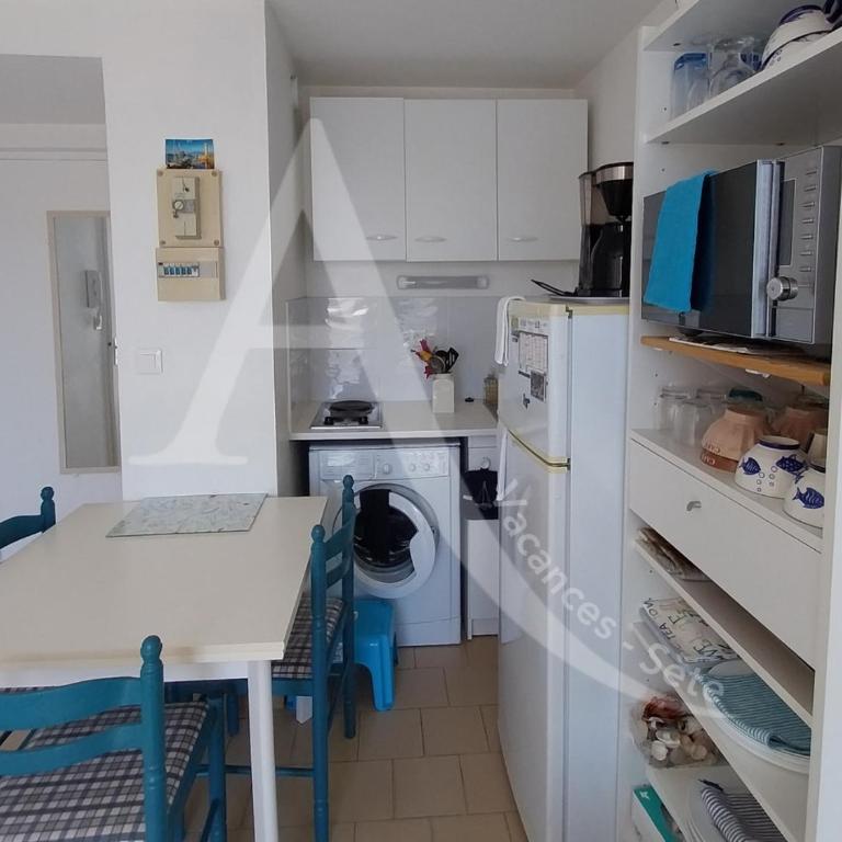 Coquet T2 avec balcon en plein coeur du quartier de la Corniche proche commerces et plages - Apartment mit Balkon - 8