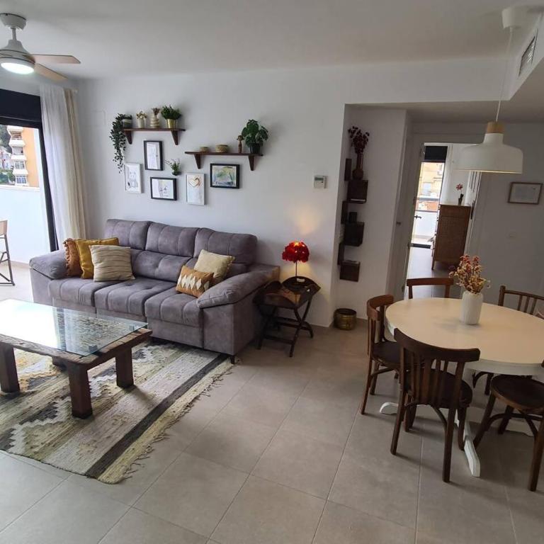 Lucena Beach. Ático soleado, piscina y playa - Apartamento de 2 dormitorios con balcón y terraza - 1