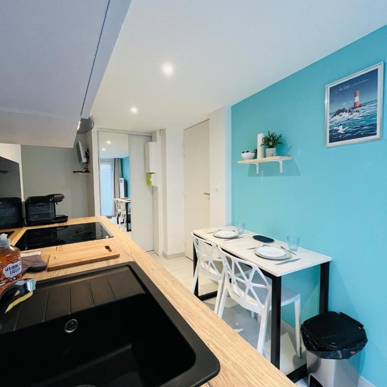 Le Lys Bleu - Appartement avec Douche - 4
