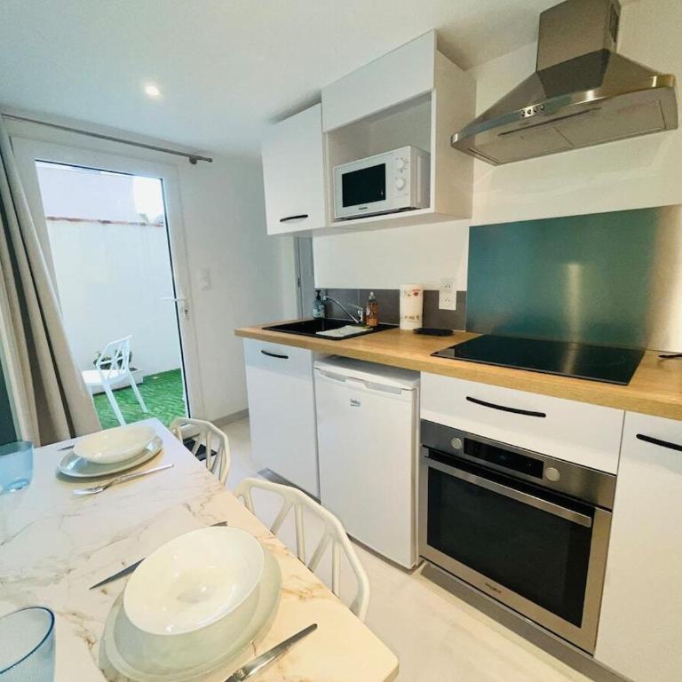 Le Lys Bleu - Appartement avec Douche - 8